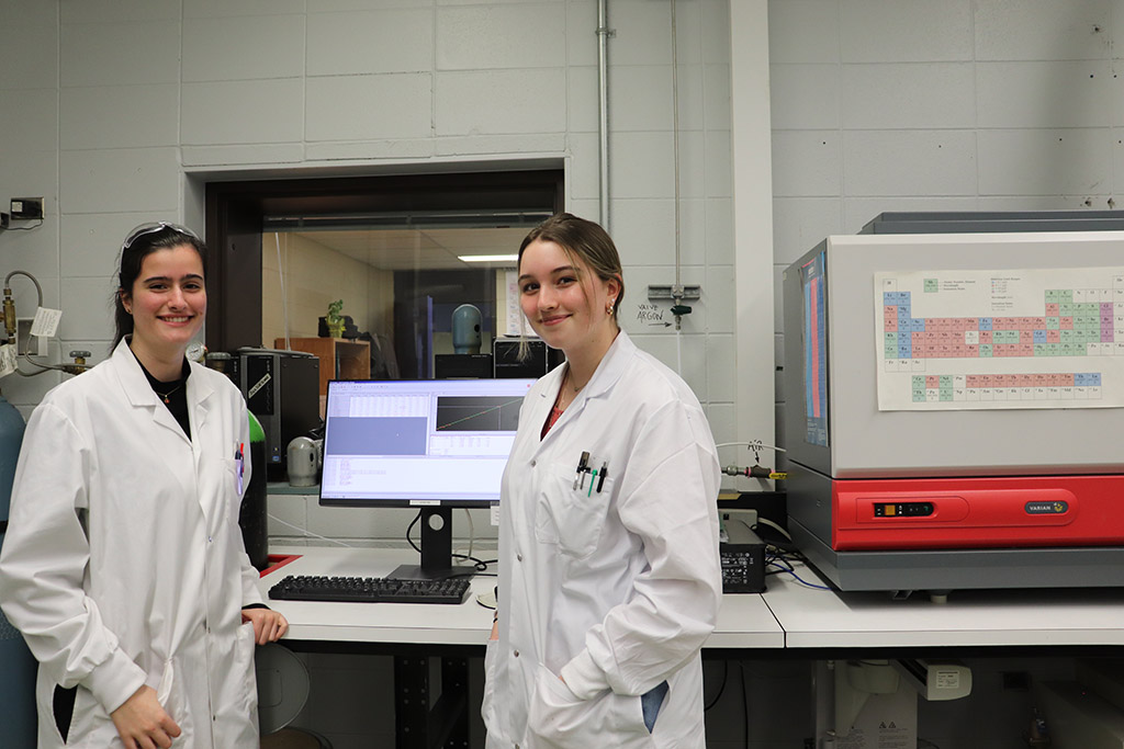 étudiant en chimie analytique cégep de Lévis