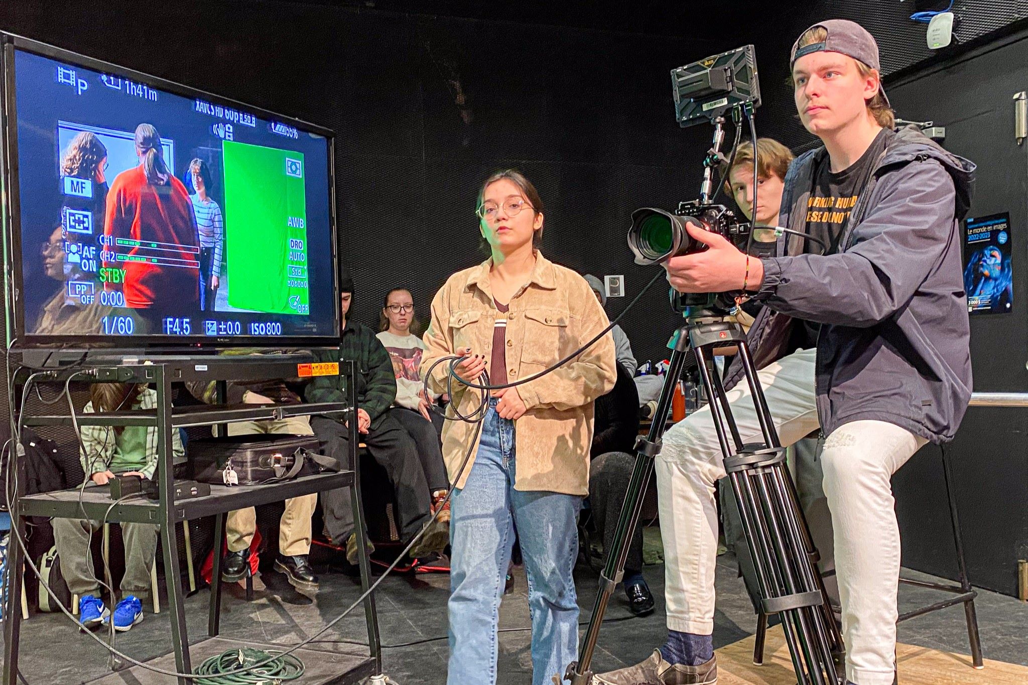 Des étudiants du Cégep de Lévis en mode tournage.